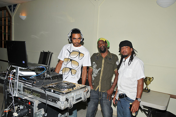 Swame & Goldstar