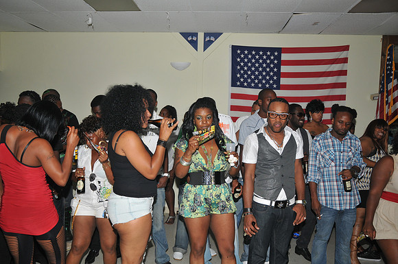 Swame & Goldstar