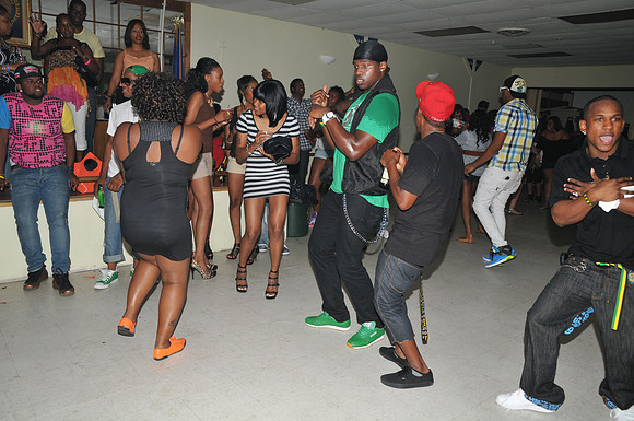 Swame & Goldstar