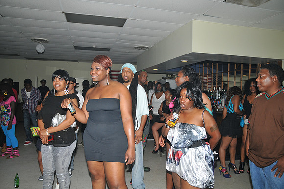 Swame & Goldstar